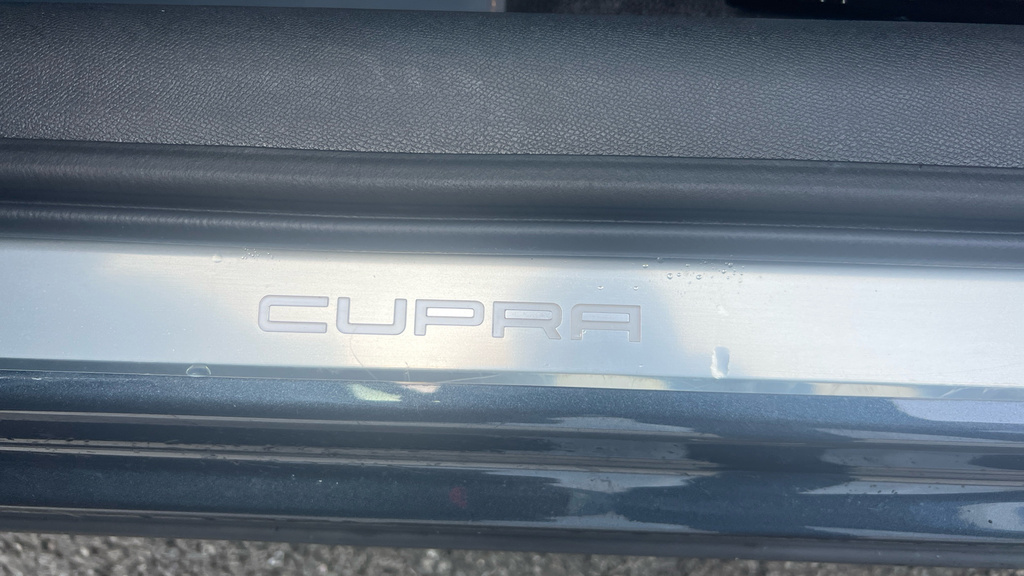 Cupra Formentor V1 Black #40