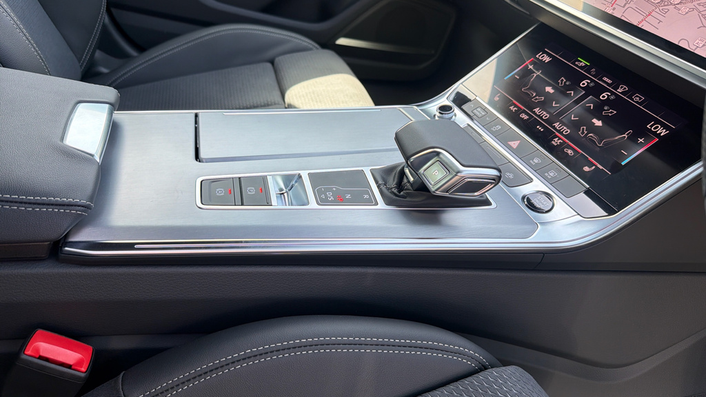 Audi A6 Avant Launch Edition E-tron Performance 270,00 Kw Grey #31