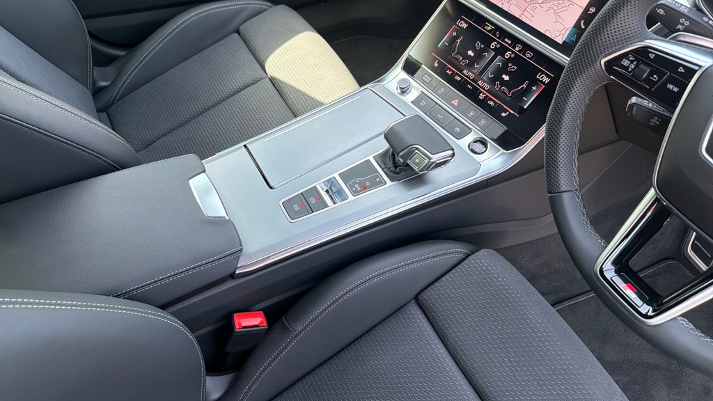 Audi A6 Avant Launch Edition E-tron Performance 270,00 Kw Grey #25