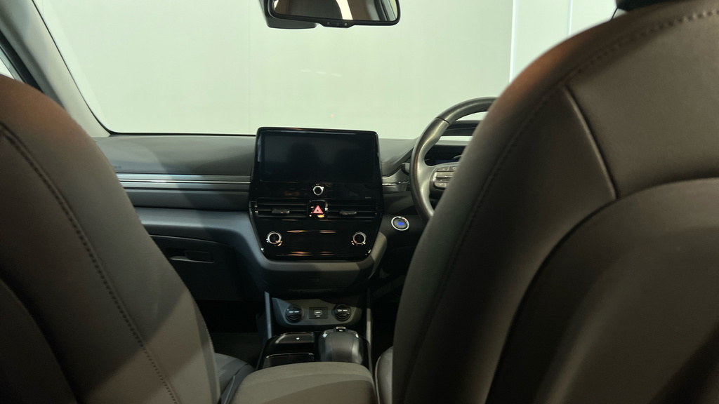Hyundai Ioniq Premium Grey #25