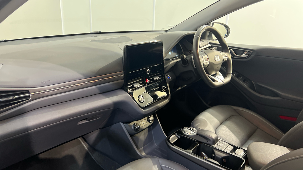 Hyundai Ioniq Premium Grey #10
