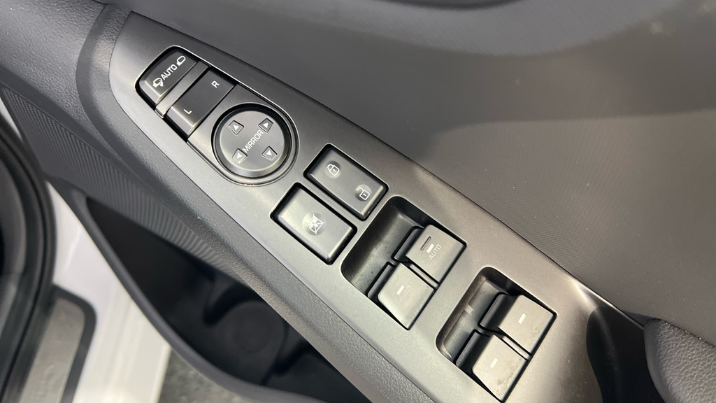 Hyundai Ioniq Premium Grey #40