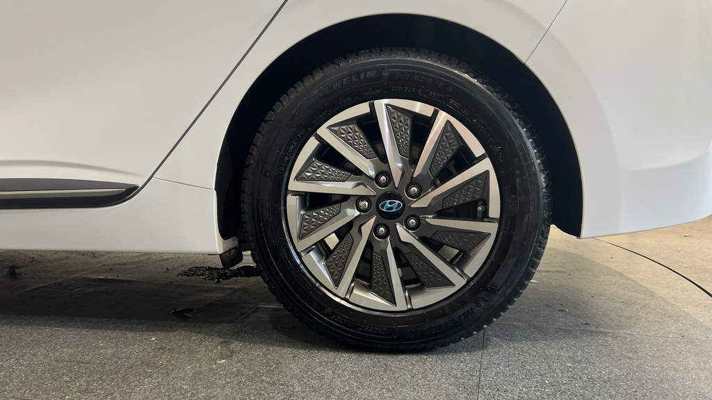 Hyundai Ioniq Premium Grey #31