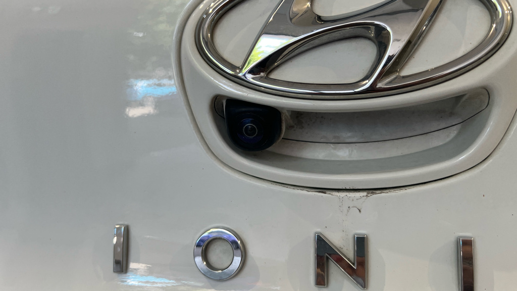 Hyundai Ioniq Premium Grey #45