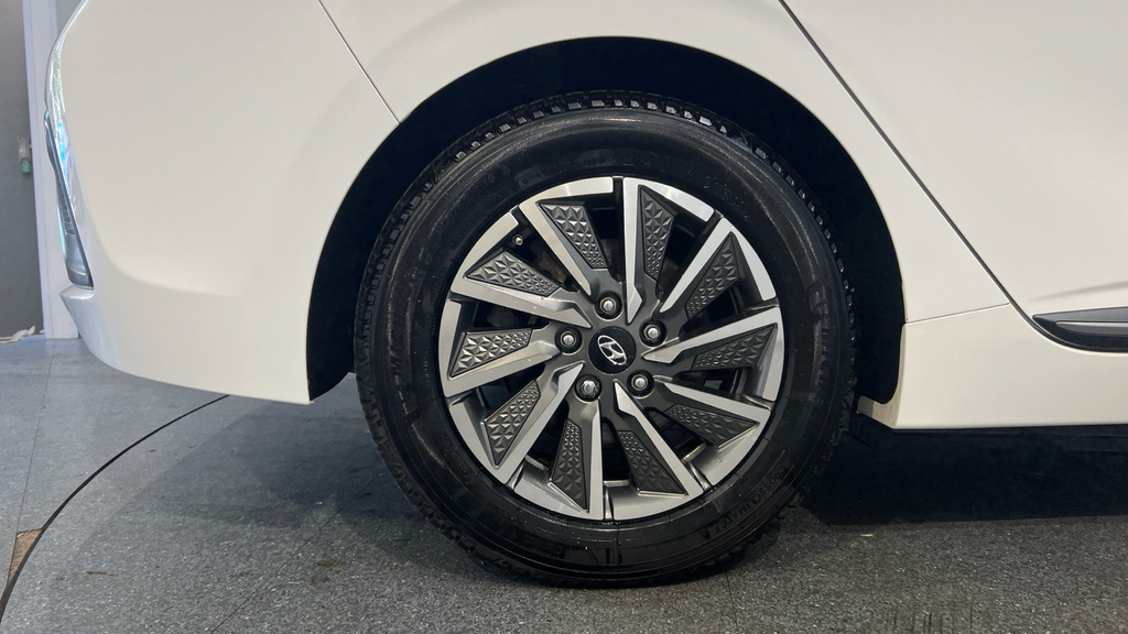 Hyundai Ioniq Premium Grey #32