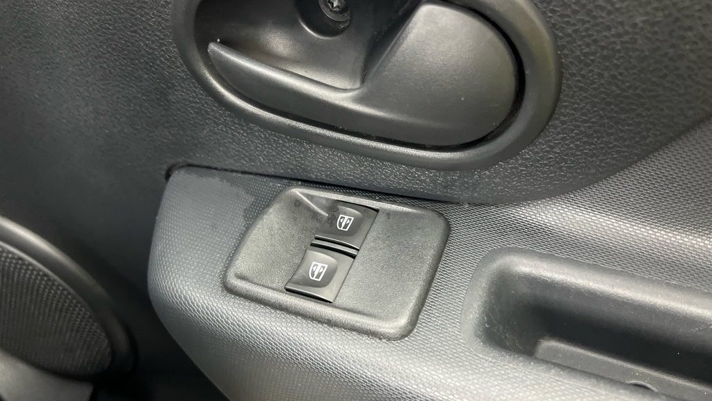 Dacia Sandero 1.0 Essential Sce White #11