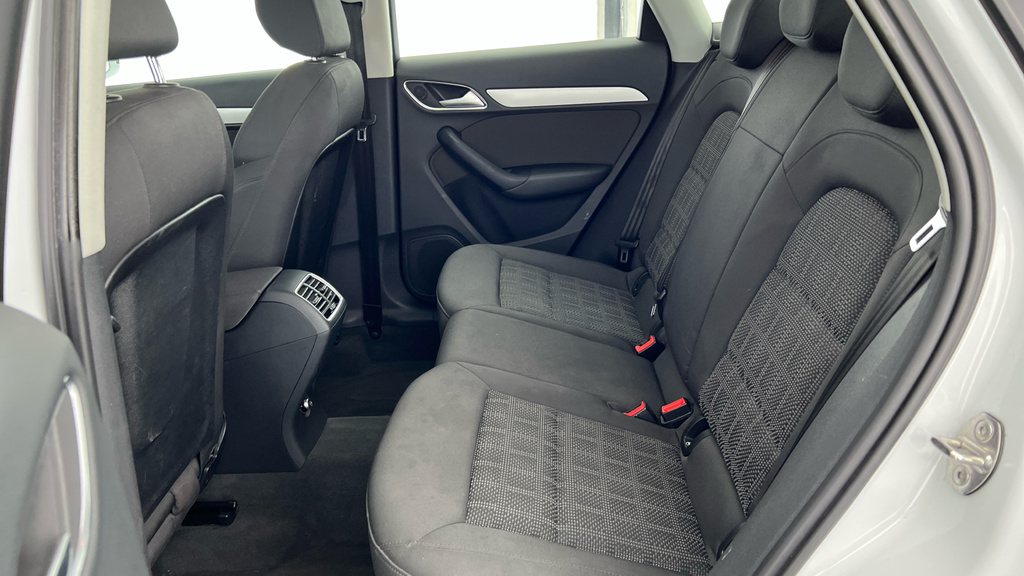 Audi Q3 Suv White #19