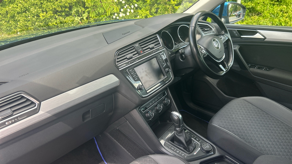 Volkswagen Tiguan 4X4 2.0 Tdi Bluemotion Tech R-line Dsg 4Motion Eur White #12