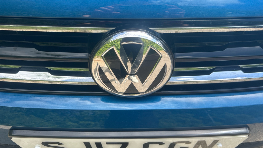 Volkswagen Tiguan 4X4 2.0 Tdi Bluemotion Tech R-line Dsg 4Motion Eur White #37