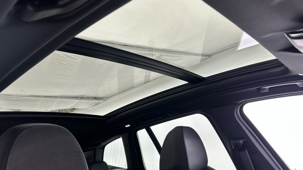 BMW iX3 Premier Edition Black #5