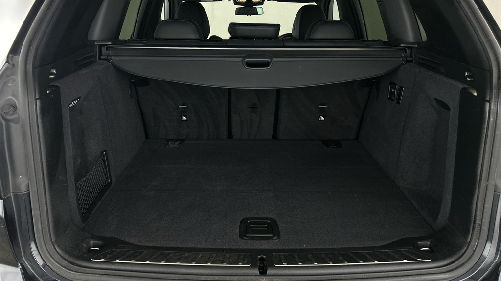 BMW iX3 Premier Edition Black #25