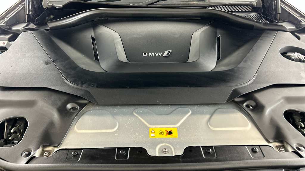 BMW iX3 Premier Edition Black #26