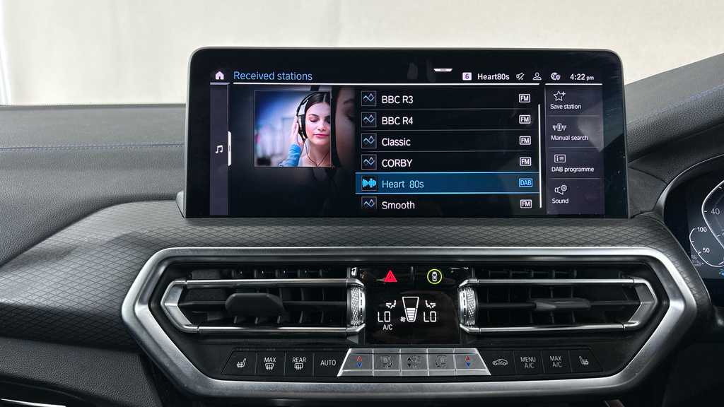BMW iX3 Premier Edition Black #19