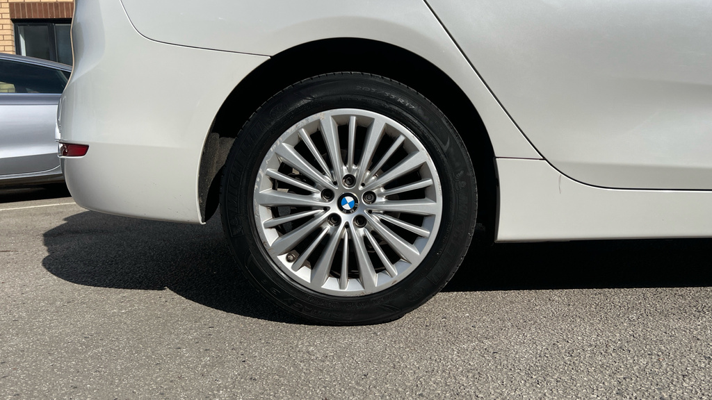 BMW 2 Series Gran Tourer Luxury Silver #23