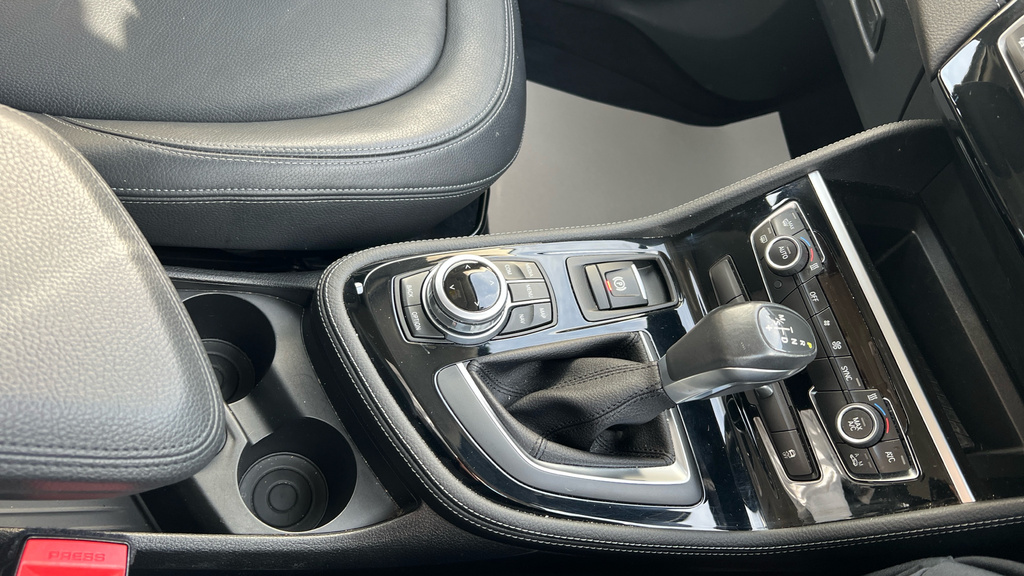 BMW 2 Series Gran Tourer Luxury Silver #33