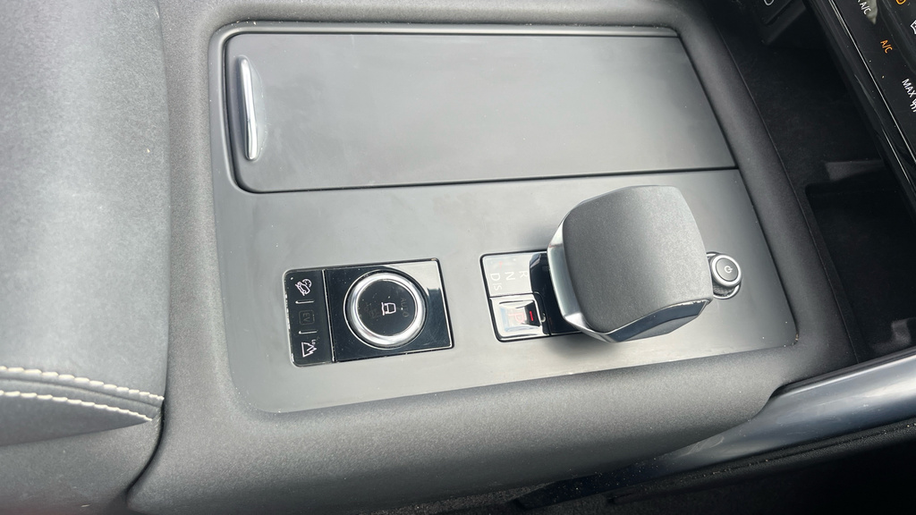 Land Rover Discovery R-dynamic Se Brown #28