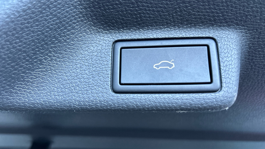 Volkswagen ID.Buzz Pro 79Kwh Commerce Plus Panel Van Aut Black #48