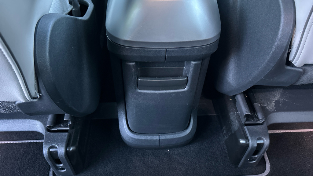 Volkswagen ID.Buzz Pro 79Kwh Commerce Plus Panel Van Aut Black #35