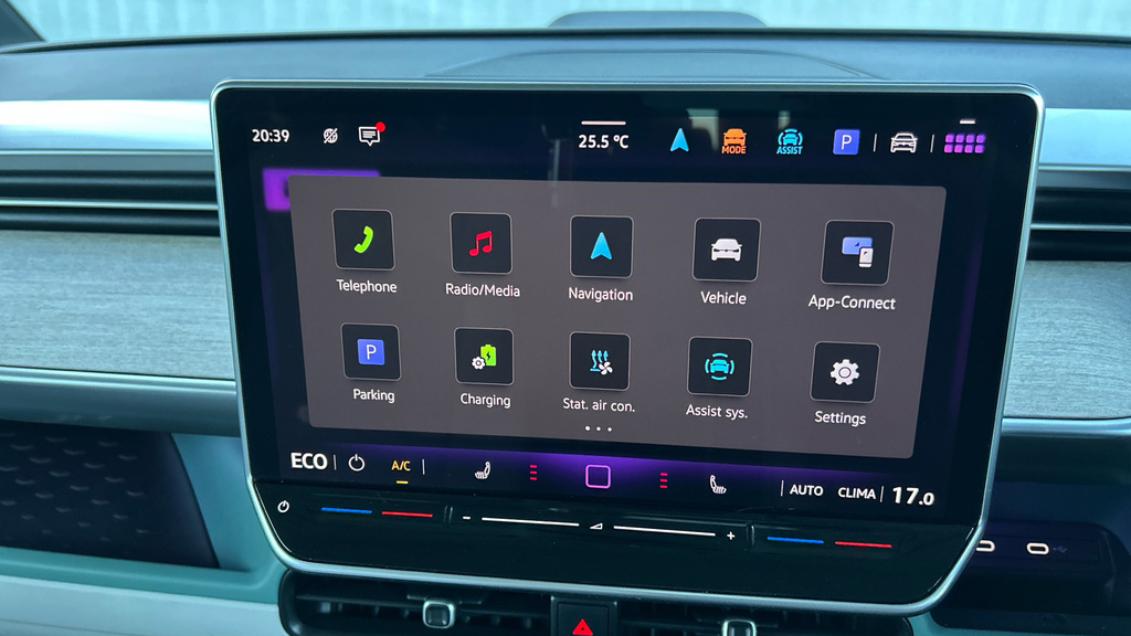 Volkswagen ID.Buzz Pro 79Kwh Commerce Plus Panel Van Aut Black #25