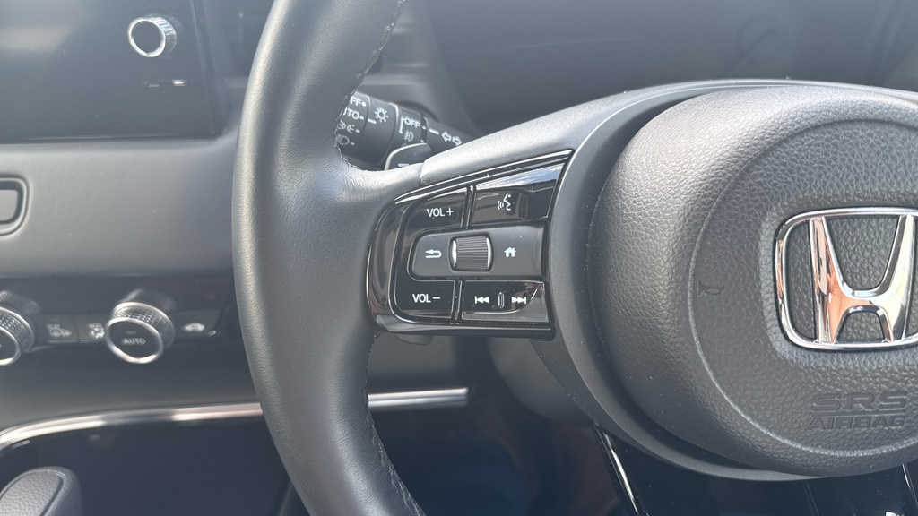 Honda Hr-V Hatchback White #34
