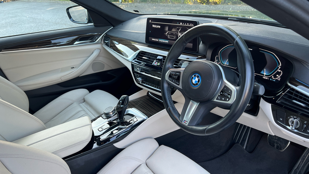BMW 5 Series 520D M Sport Saloon Black #9
