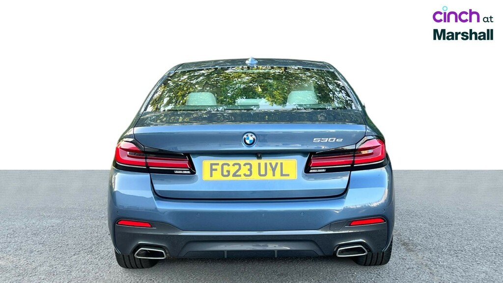 BMW 5 Series 520D M Sport Saloon Black #4