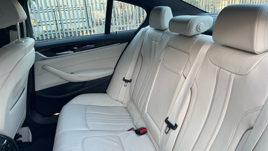 BMW 5 Series 520D M Sport Saloon Black #17