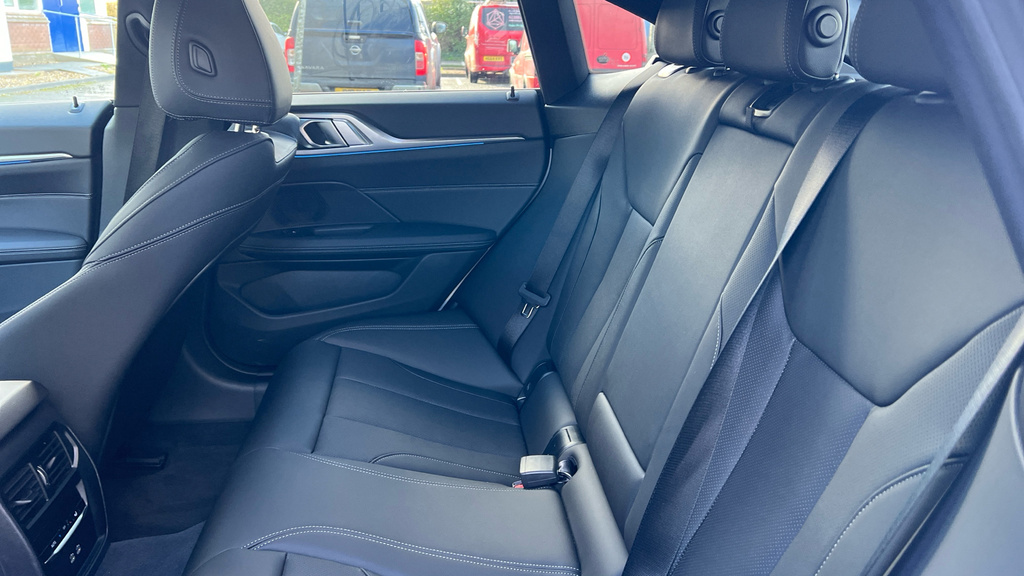 BMW i4 400Kw M50 83.9Kwh 18 Alloy Grey #17