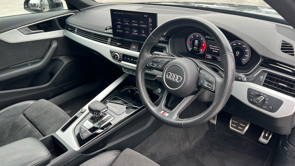 Audi A4 Avant 2.0 Avant Tdi Technik Mhev Black #9