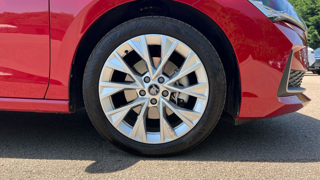 Skoda Superb Se Technology Silver #29
