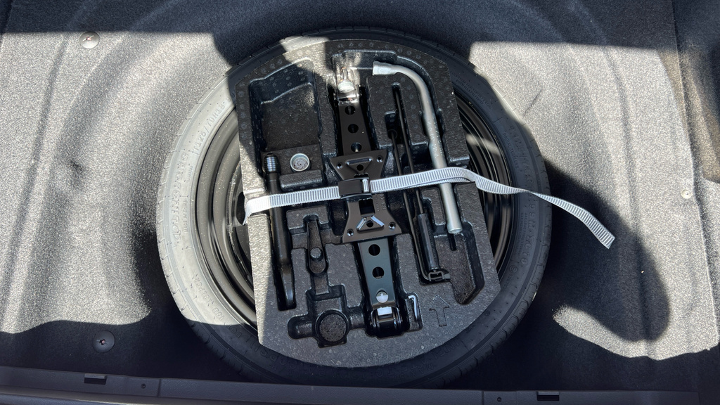 Skoda Superb Se Technology Silver #24