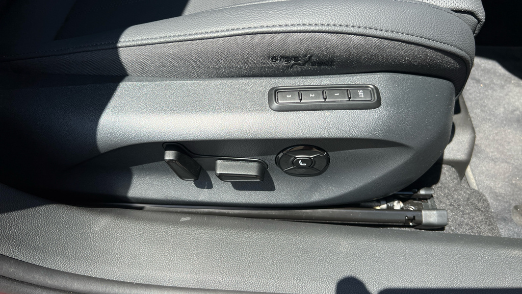 Skoda Superb Se Technology Silver #32