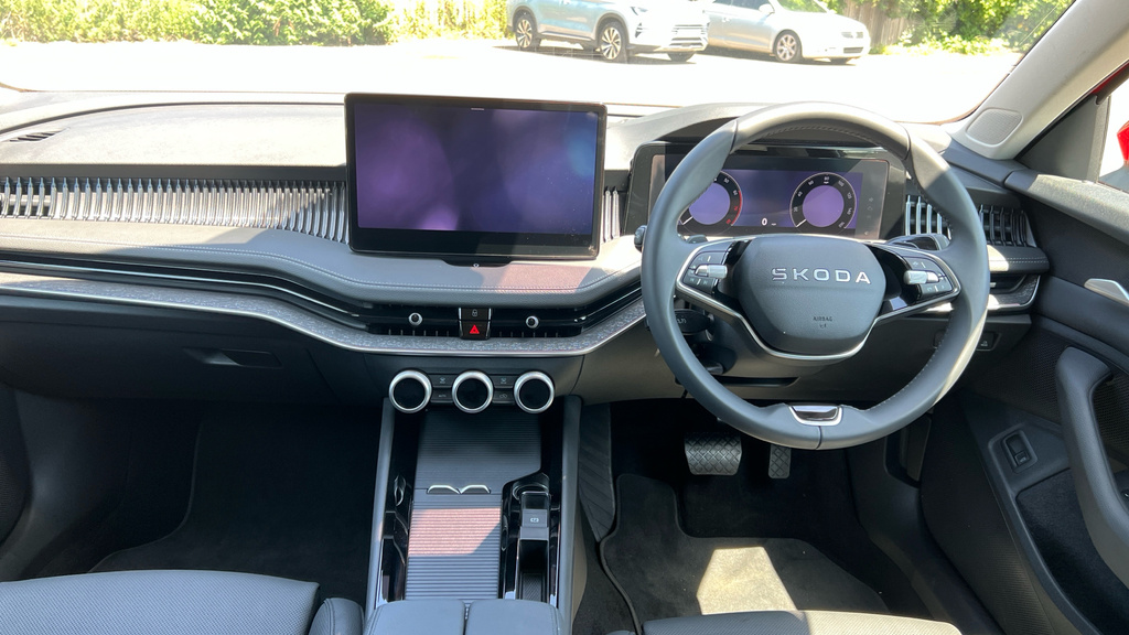 Skoda Superb Se Technology Silver #11