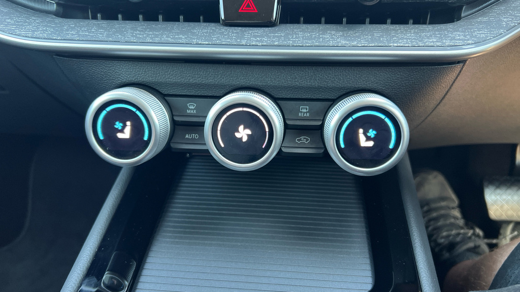 Skoda Superb Se Technology Silver #17