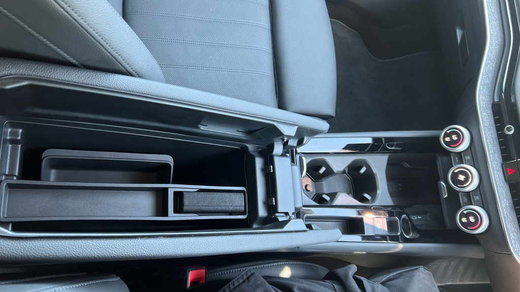 Skoda Superb Se Technology Silver #40