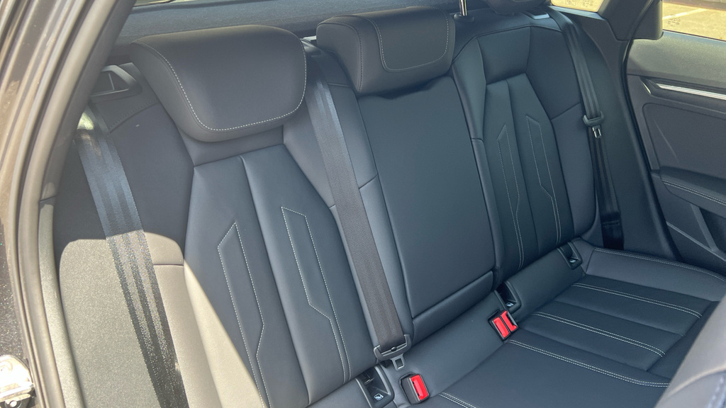 Audi A3 1.5 Tfsi 150 Black Edition Grey #14