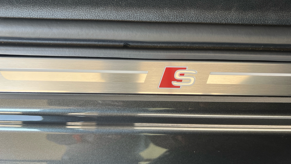 Audi A3 1.5 Tfsi 150 Black Edition Grey #45