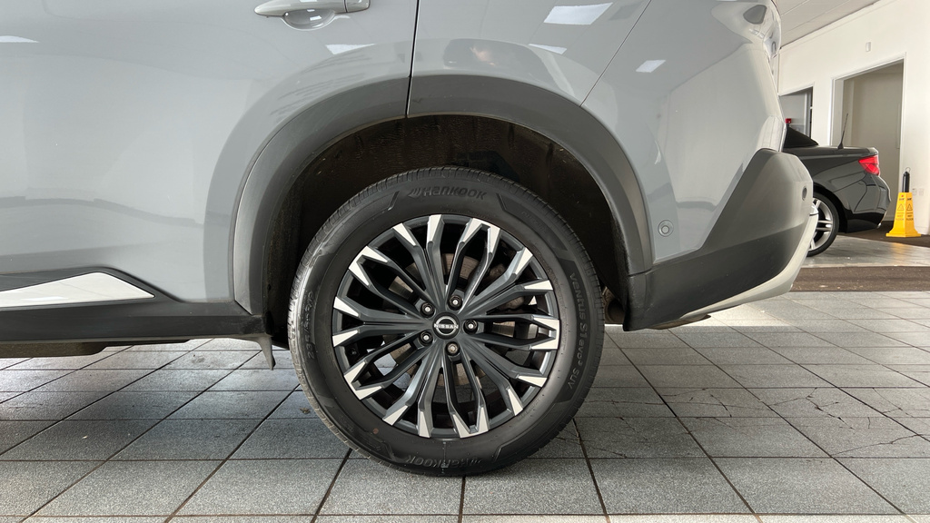 Nissan X-Trail Tekna Grey #30