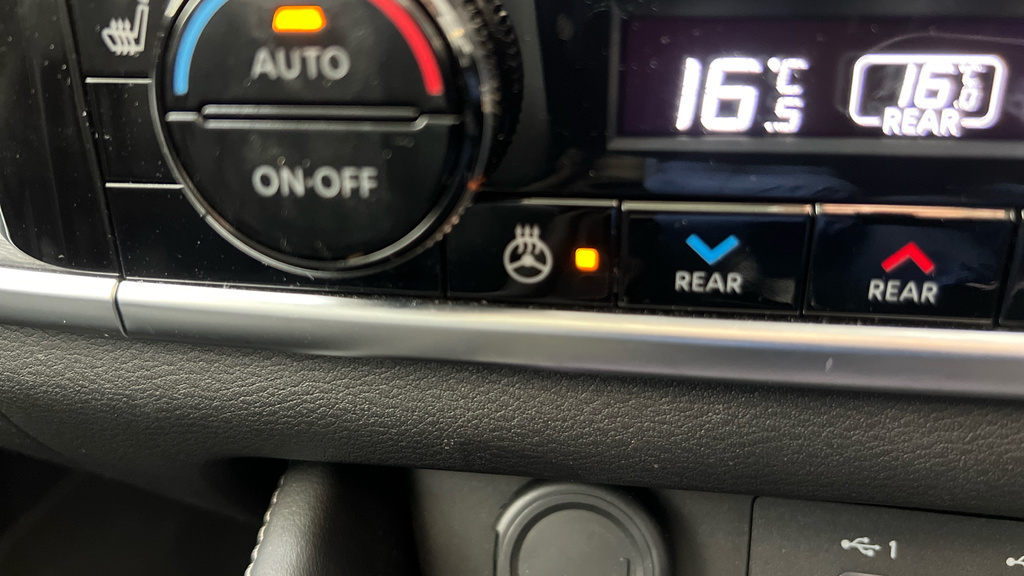 Nissan X-Trail Tekna Grey #22