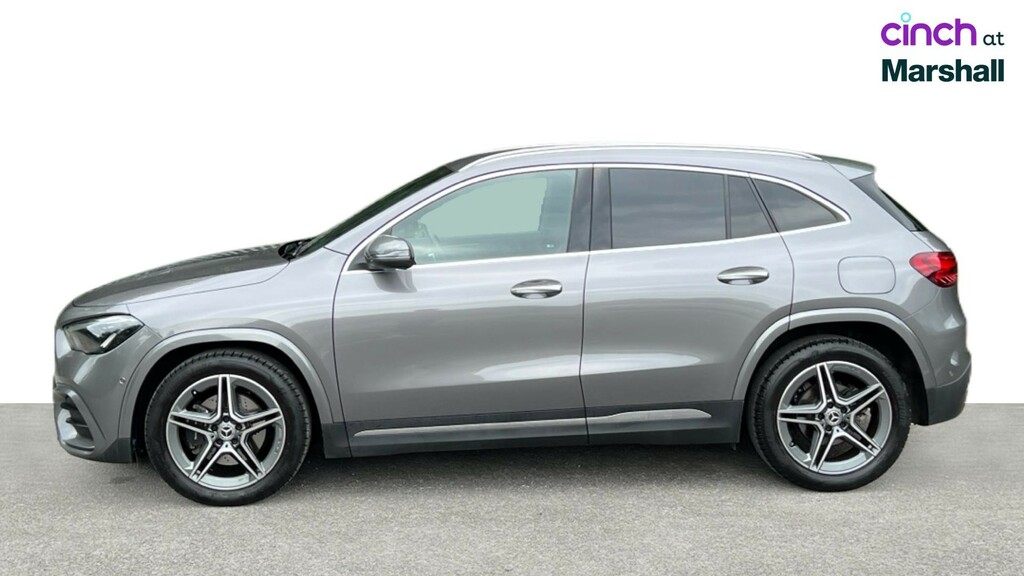 Mercedes-Benz GLA Class 200 Amg Line Executive Black #7
