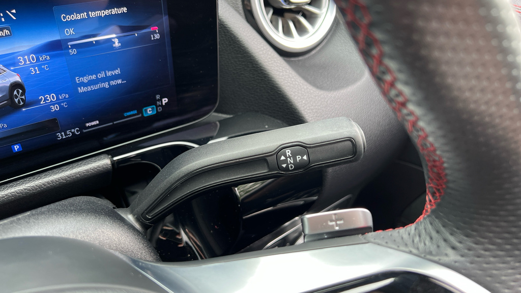 Mercedes-Benz GLA Class 200 Amg Line Executive Black #36