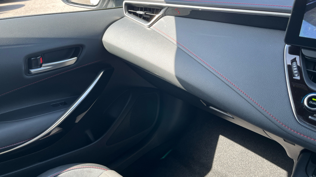 Toyota Corolla 1.8 Icon Tech 121 Bhp Blue #38