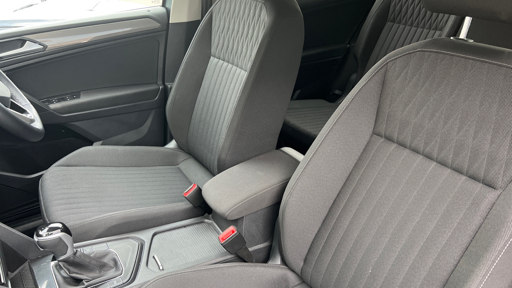 Volkswagen Tiguan Allspace Elegance Silver #42