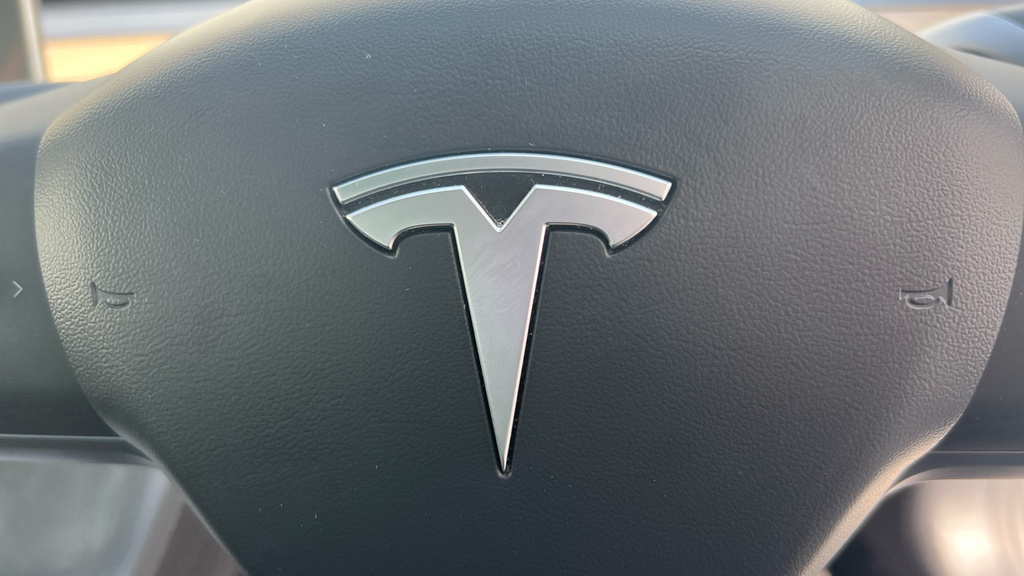 Tesla Model 3 Dual Motor Long Range 4Wde 4-Door Blue #35