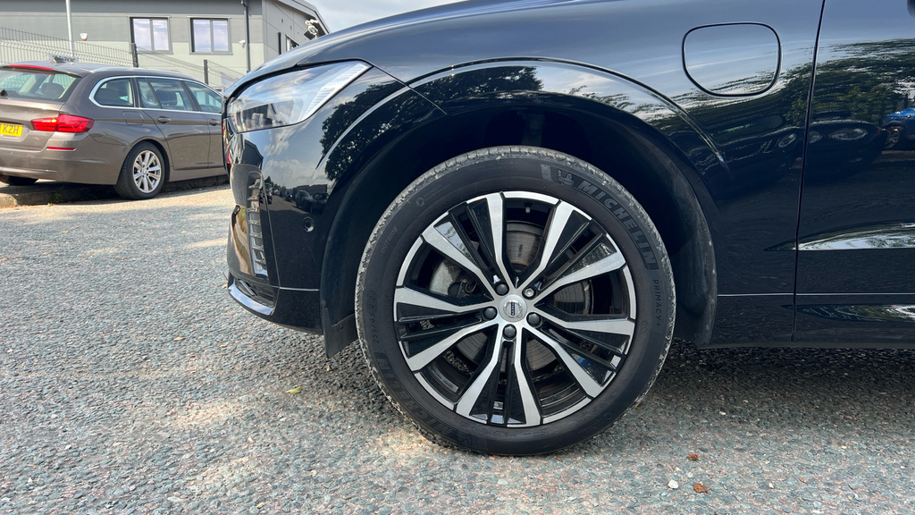 Volvo XC60 Plus Blue #22