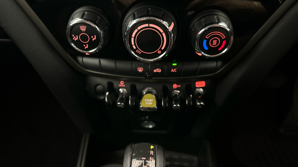 Mini Countryman Cooper S E Classic Black #17