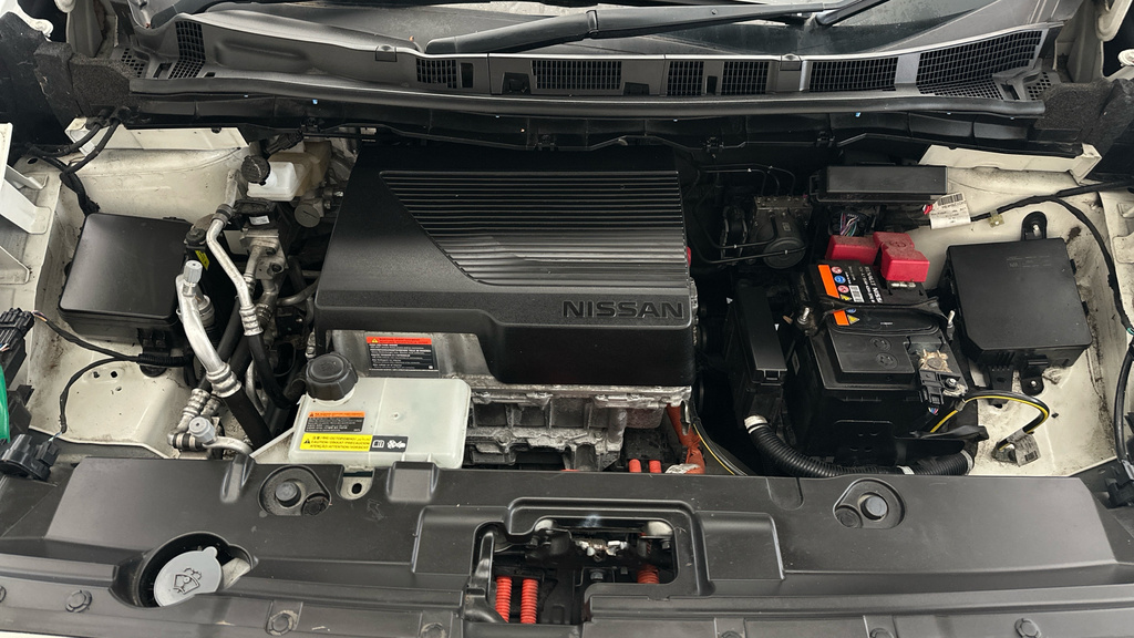 Nissan Leaf E Tekna Black #24