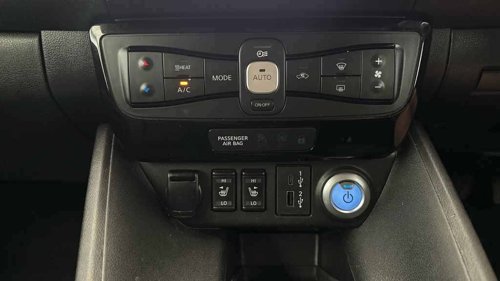 Nissan Leaf E Tekna Black #17