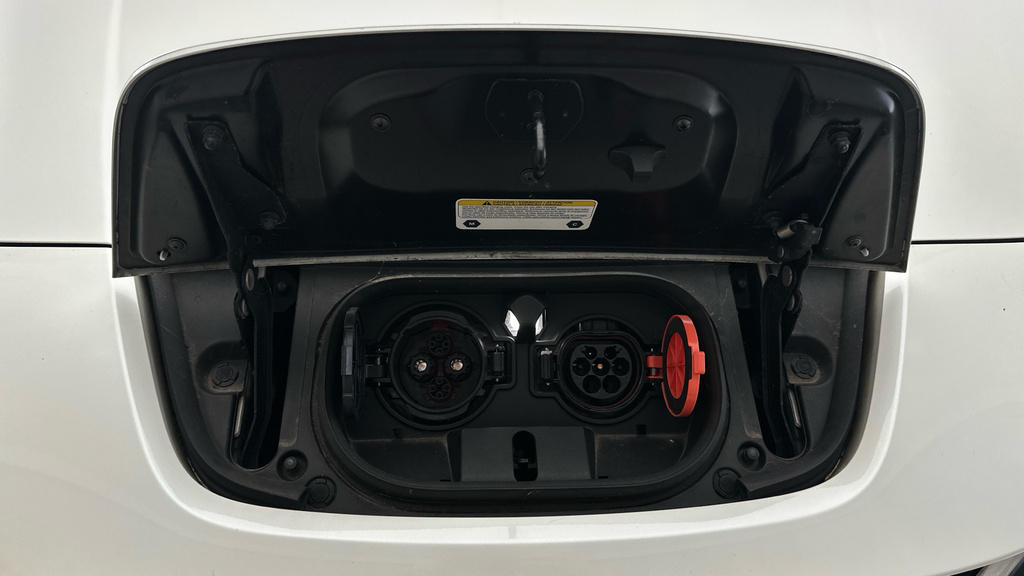 Nissan Leaf E Tekna Black #29