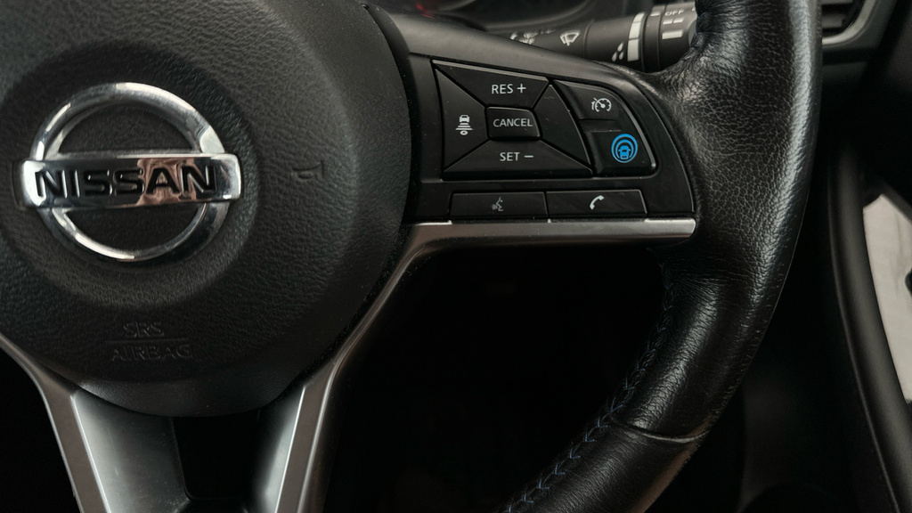 Nissan Leaf E Tekna Black #12